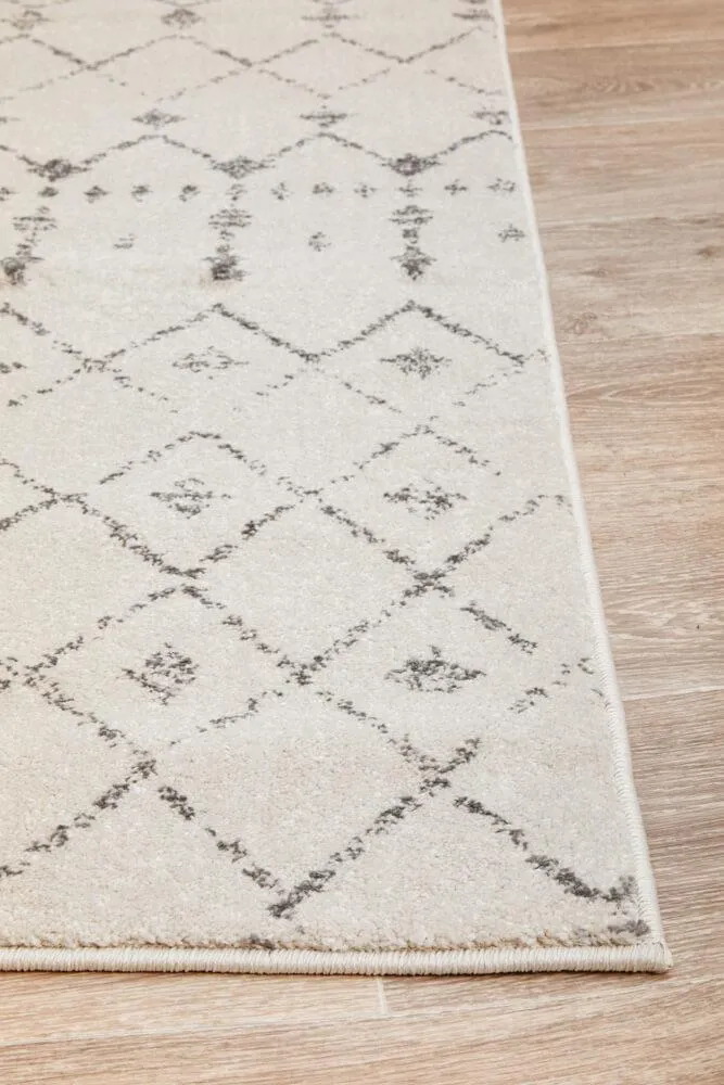 Chrome Elsa Silver Rug 400 x 300 CM