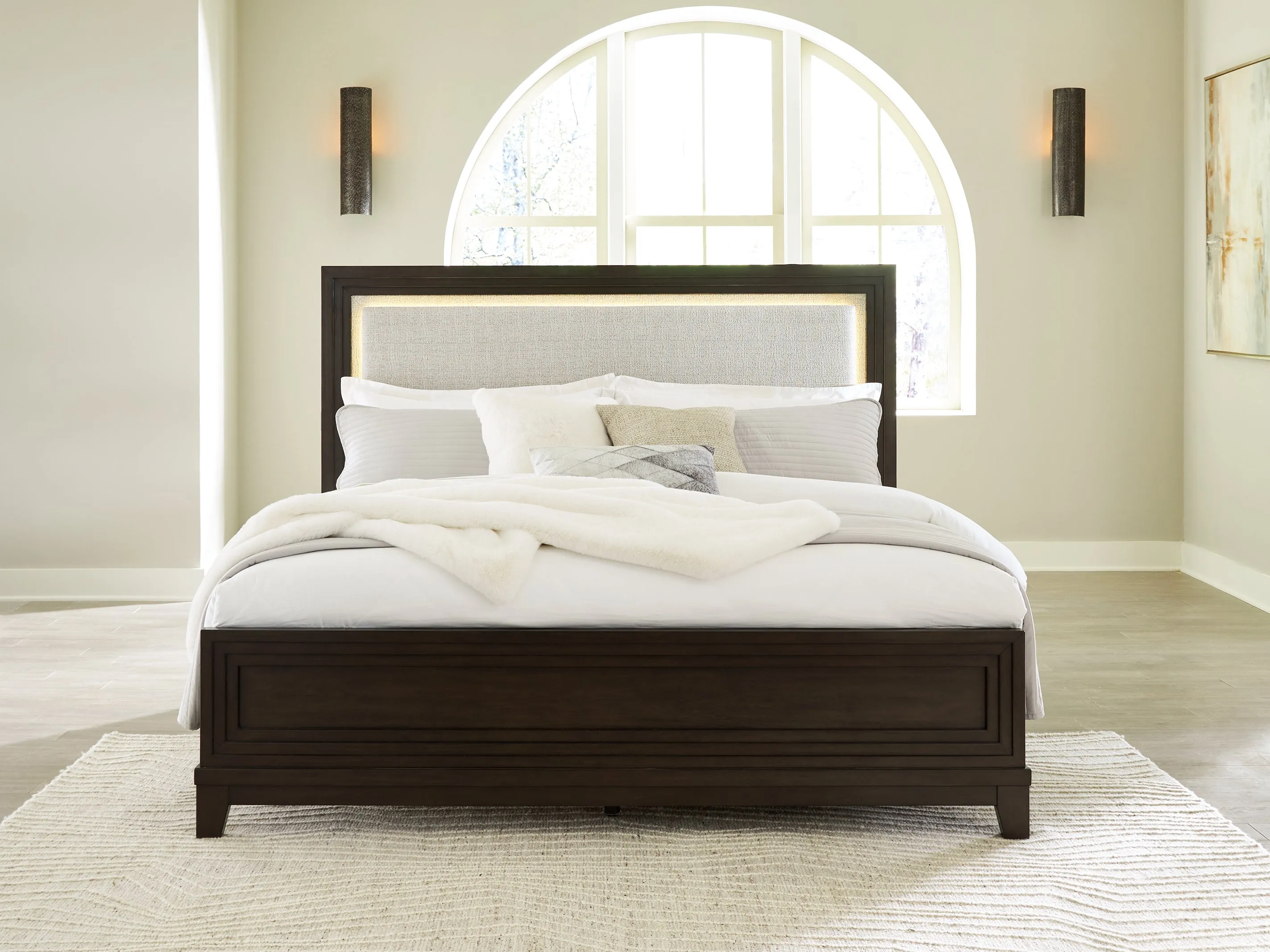 Neymorton King Upholstered Panel Bed with Mirrored Dresser and 2 Nightstands in Dark Grayish Brown