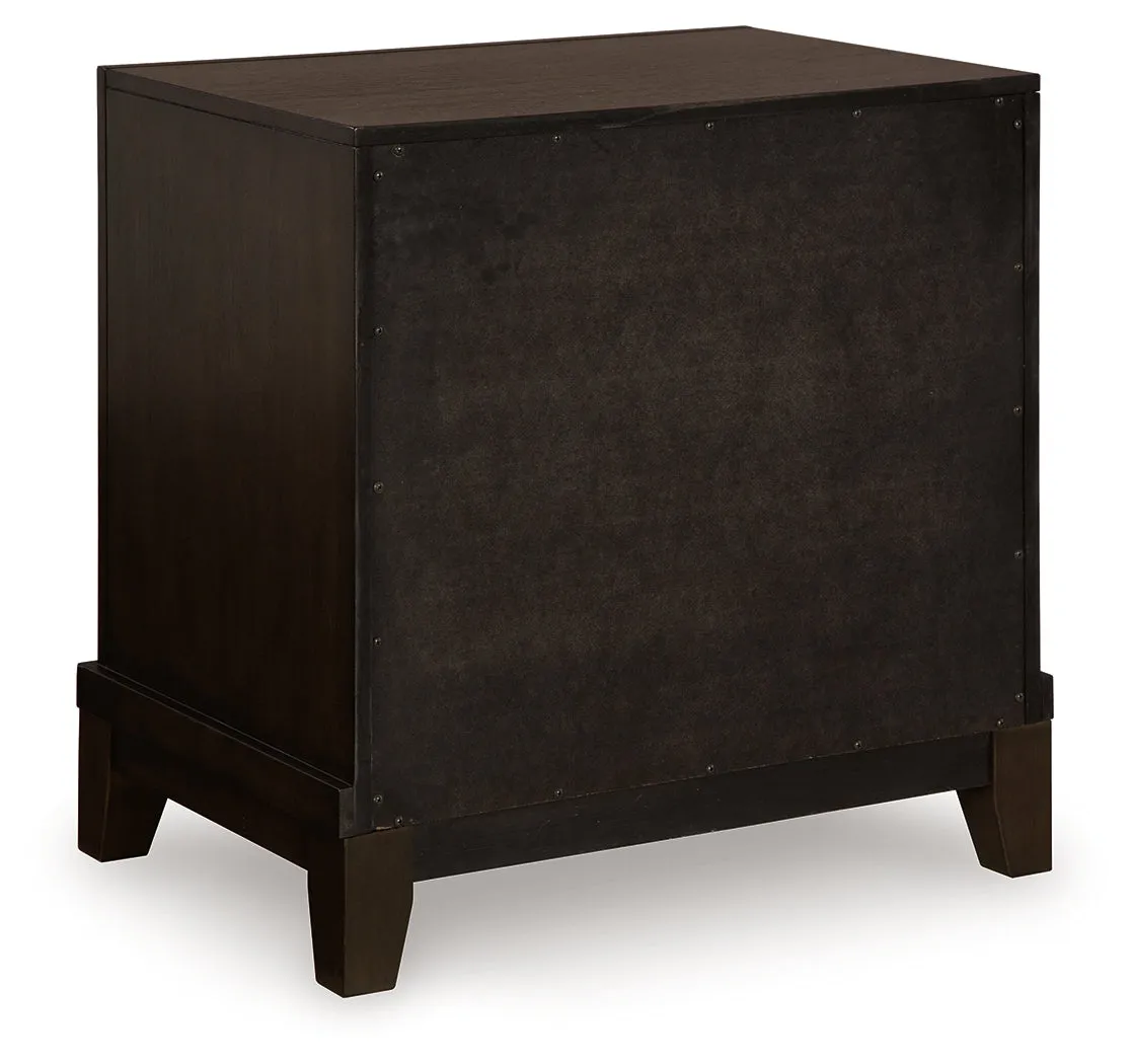Neymorton King Upholstered Panel Bed with Mirrored Dresser and 2 Nightstands in Dark Grayish Brown